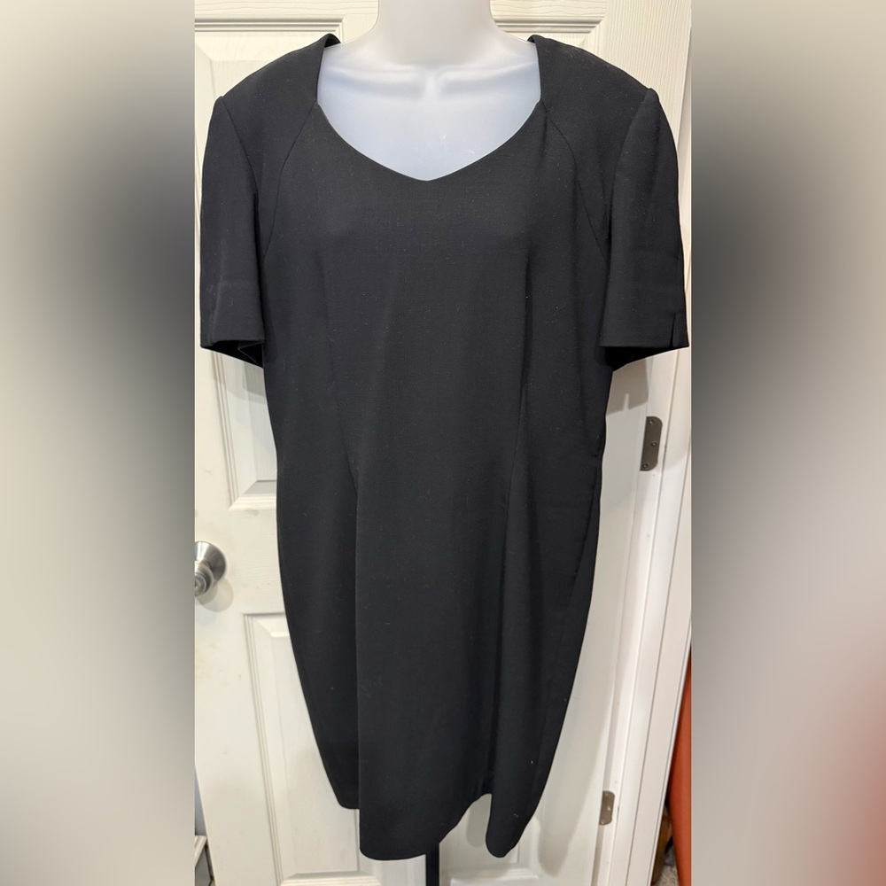 Elegant Dana Bachman Black Classic Women's Dress
